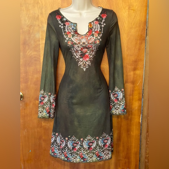 Pretty SHEIN whimsigoth dress,green tie dye, pink floral graphics,bell sleeves M - Picture 1 of 9